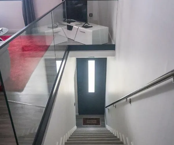 Semesterbostad Grannies House